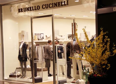 brunello cucinelli bologna